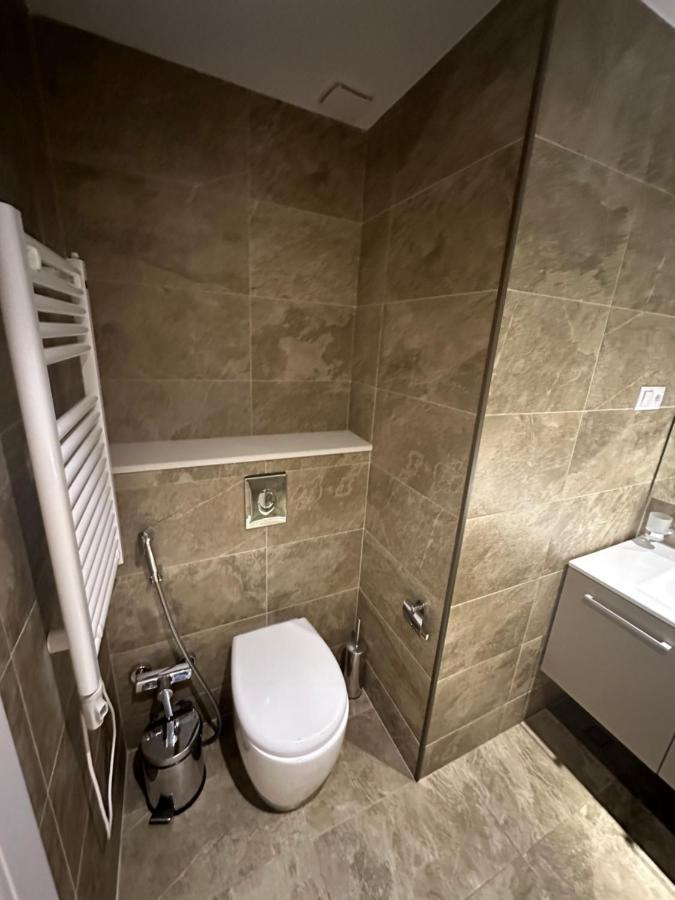 Alliance Palace Aparthotel By Marriott Batoemi Buitenkant foto