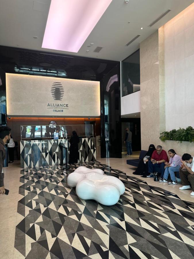 Alliance Palace Aparthotel By Marriott Batoemi Buitenkant foto